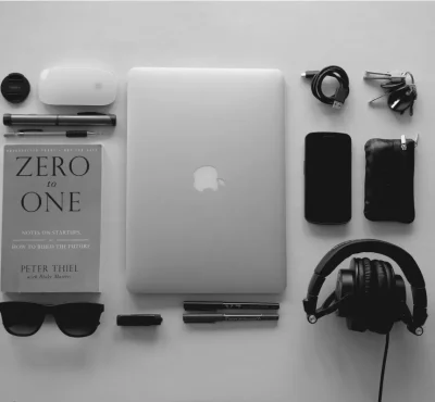 items_technology_things_gadget_organized-1009